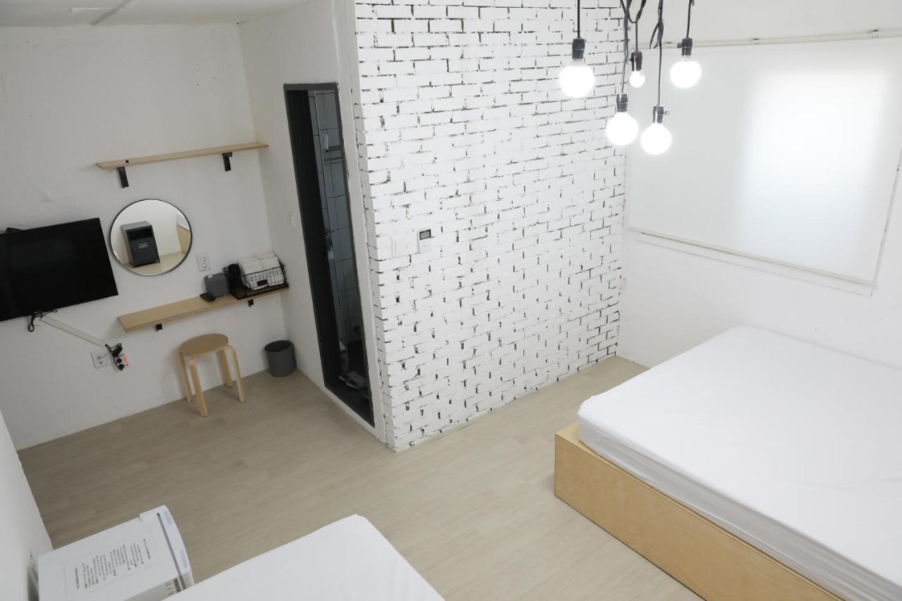Minihotel Poongdaengi Gyeongju Exterior photo