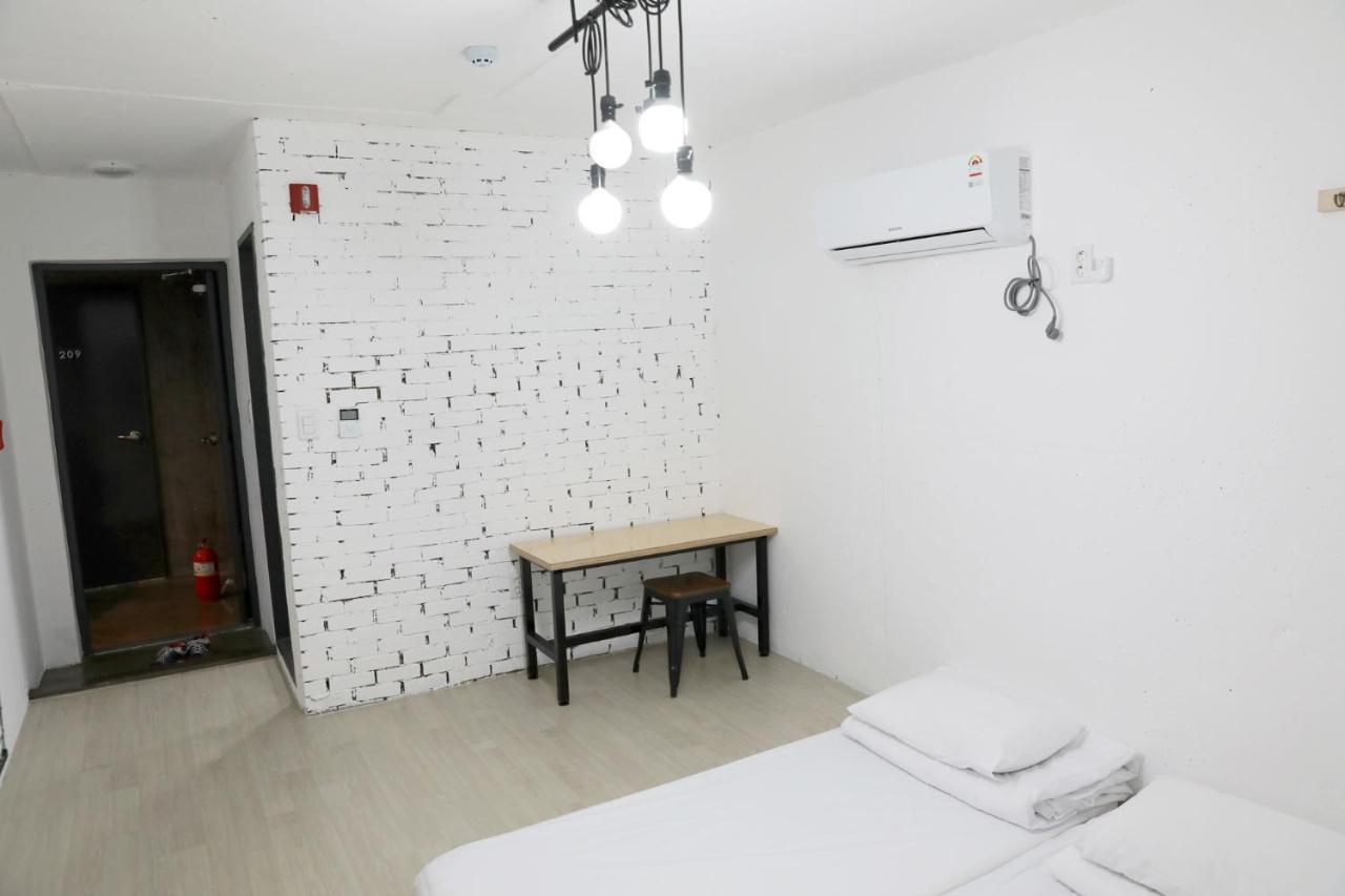 Minihotel Poongdaengi Gyeongju Exterior photo